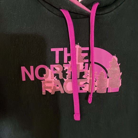 The North Face Hoodie Womens M Black and Pink Outdoor activewear Loungew… - Picture 6 of 6